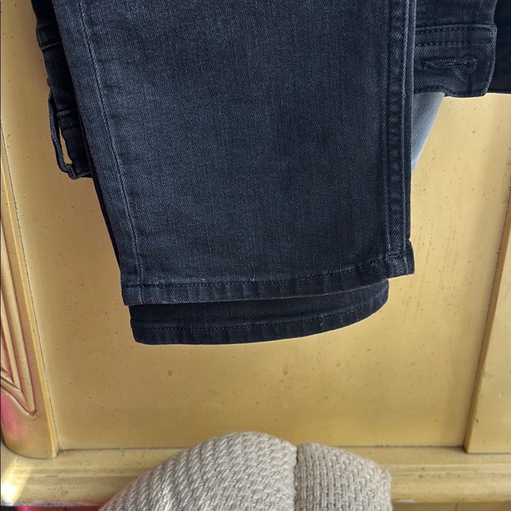 Jeans - Picture 9 of 9